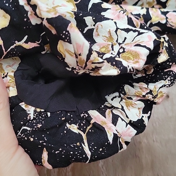 Free People We The Free Highlander Top in Black Floral Size Small - Picture 4 of 7